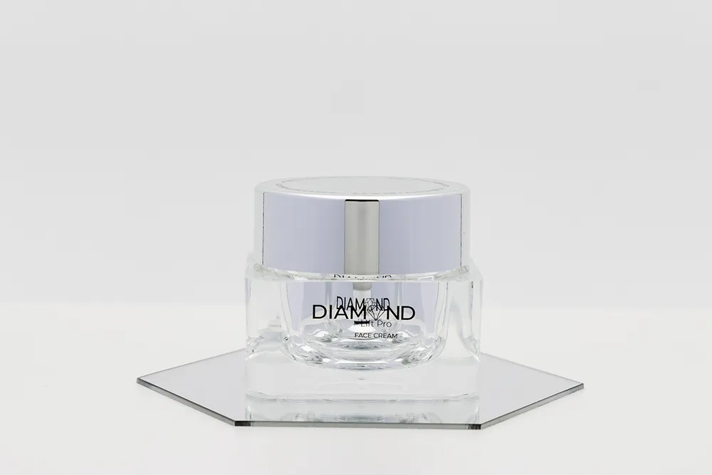 Crema Diamond lifting facial