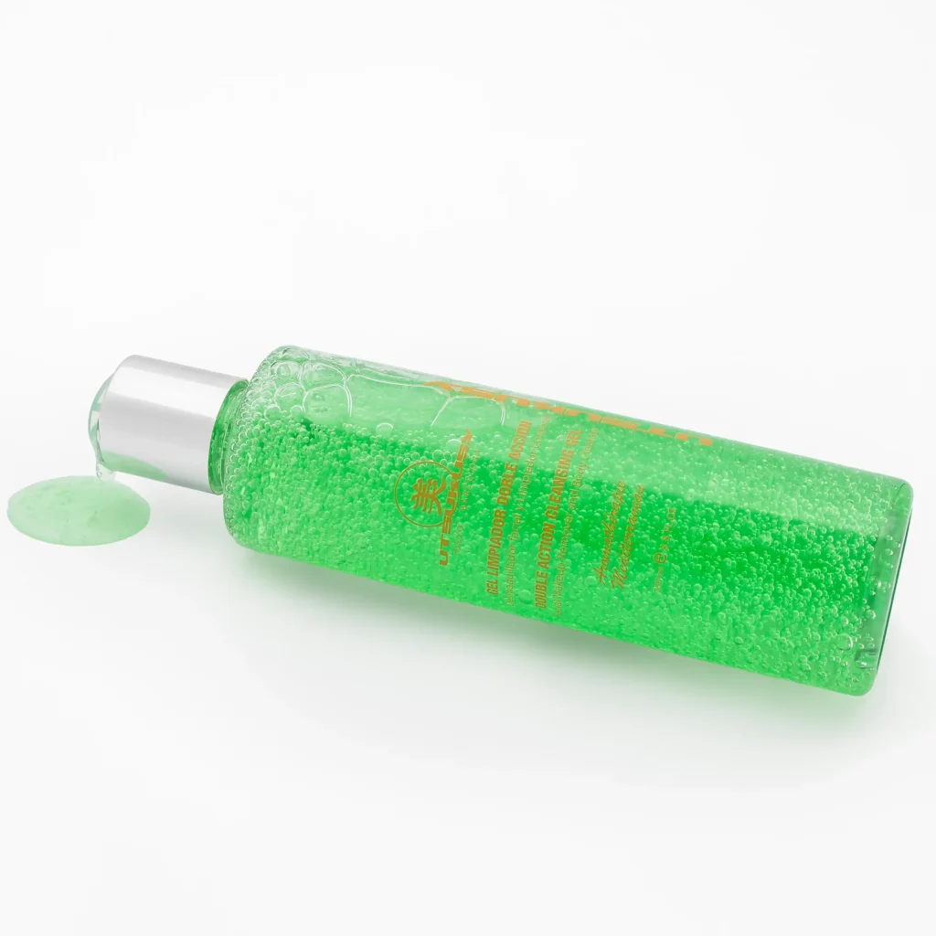 Gel limpiador facial doble acción – 250 ml